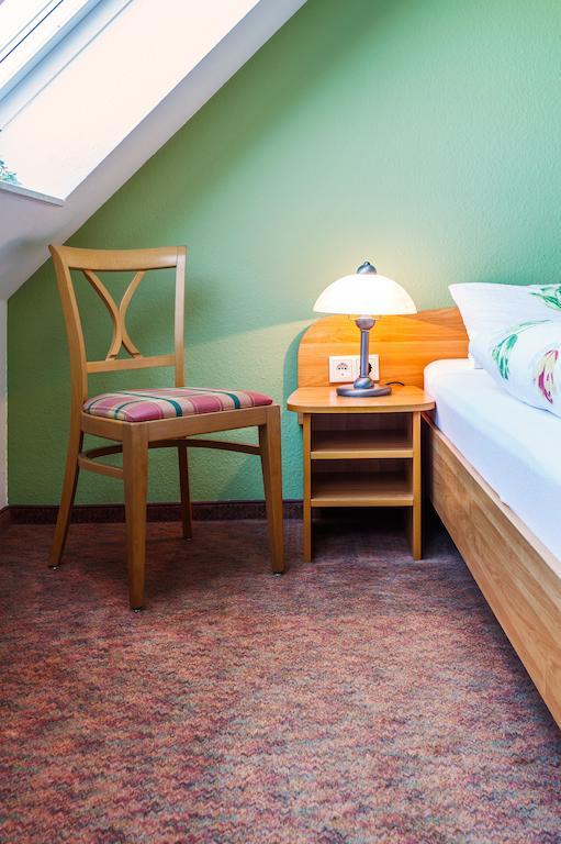 Hotel Hus Achtern Diek Hamburg Zimmer foto